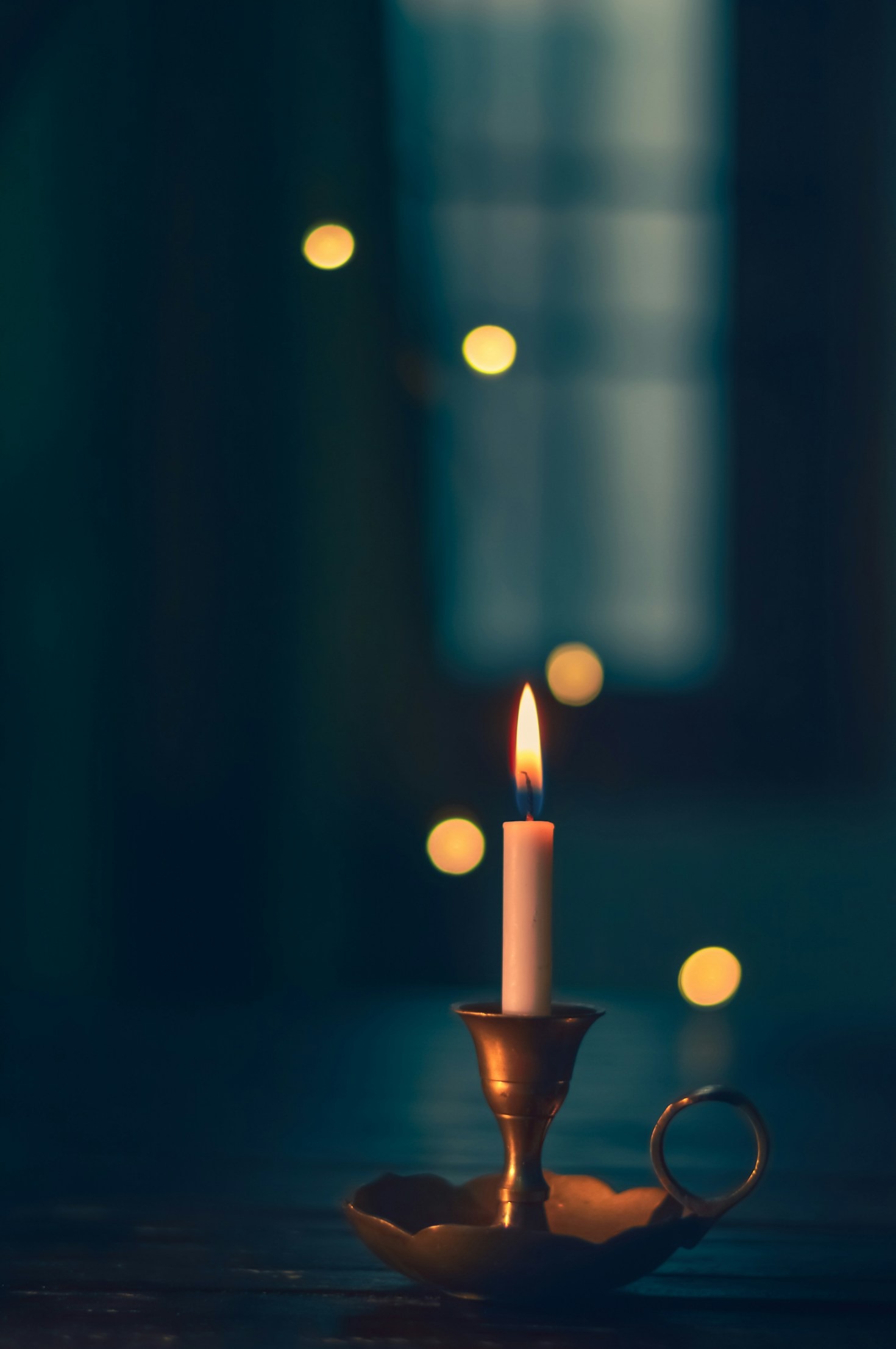 Decoding the Magic of Atmospheric Writing
